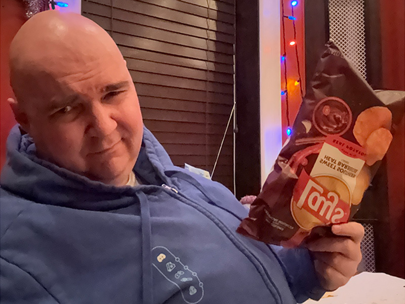 Мишкас говорит, что от одной пачки чипсов НЕ РАЗНЕСЕТ!!